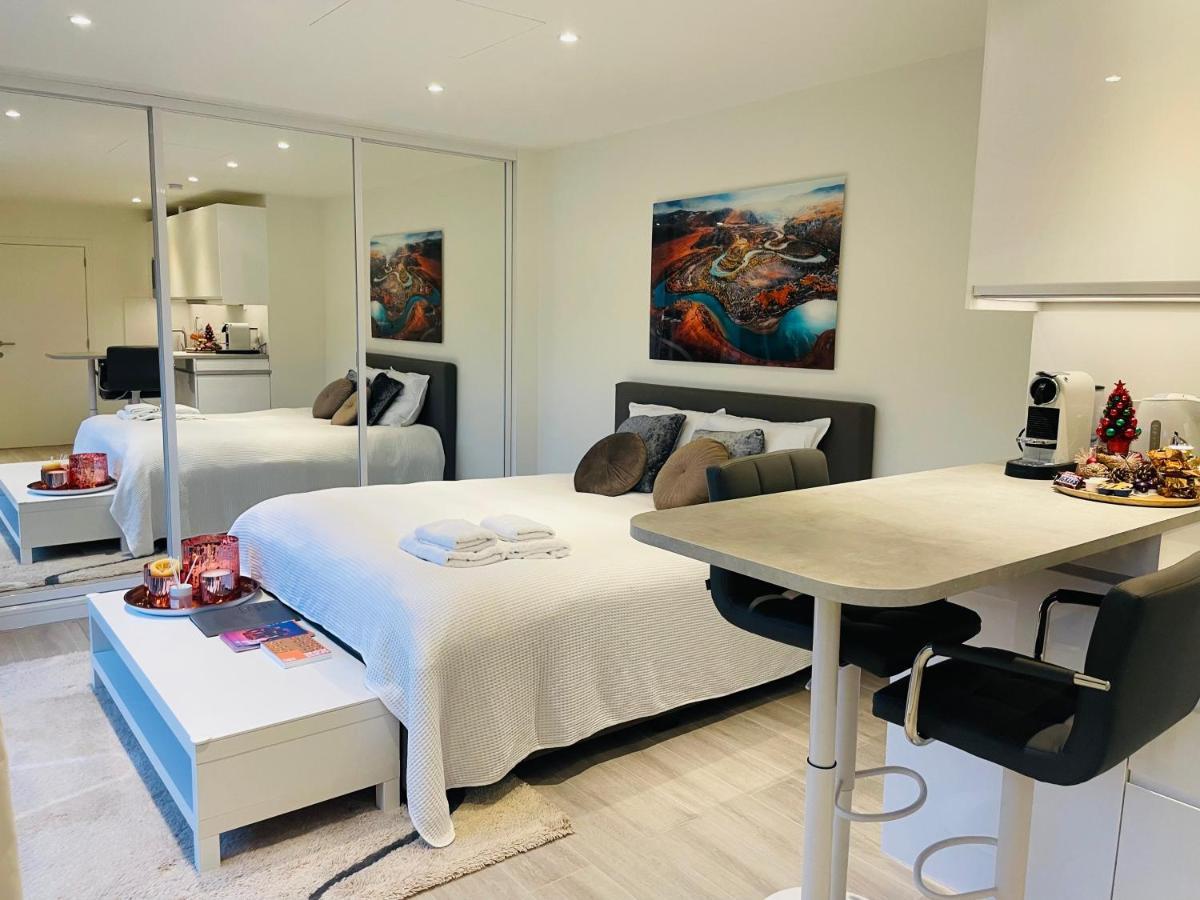 Prachtig Guesthouse Met Gratis Parkeren Maasmechelen Exterior photo